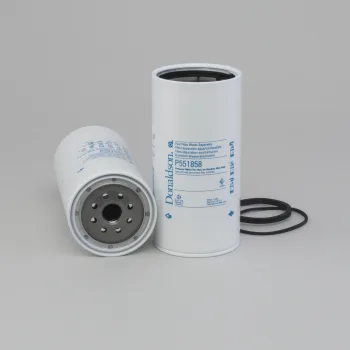 P551858